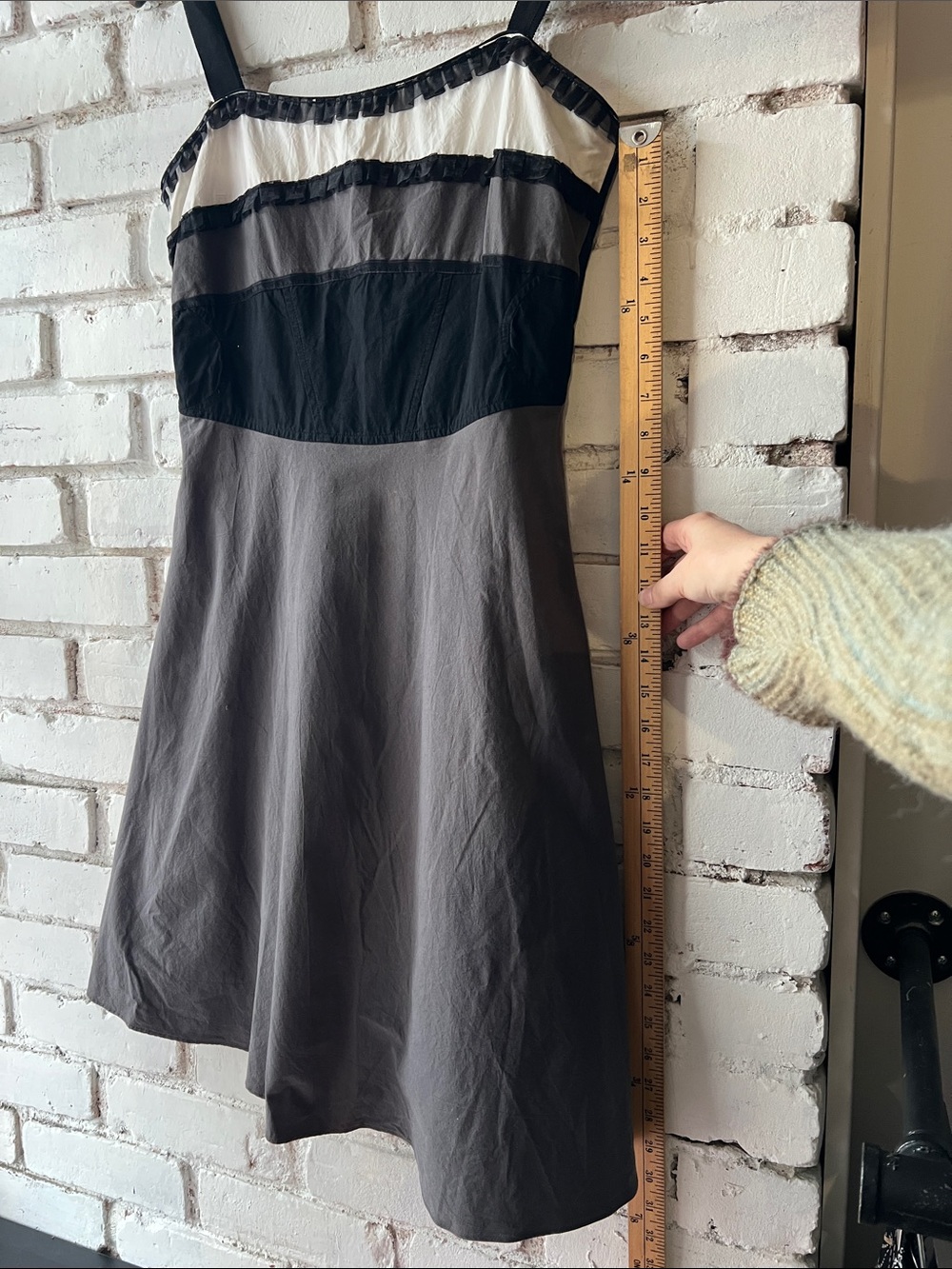 Vintage Strappy Midi Dress in Black, Gray & Cream - Picture 7 of 8